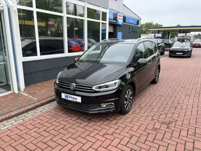 Gebraucht VW Touran Sound 150 PS (110 kW) 2017 Deep black perleffekt Van / Kleinbus