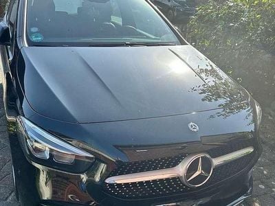 Mercedes B180