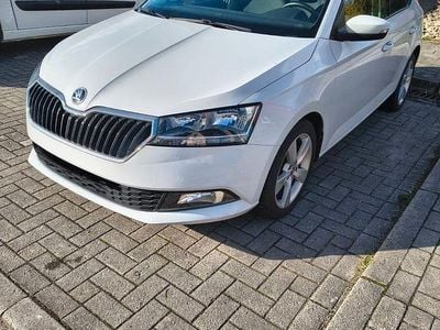 Gebraucht Skoda Fabia 60 PS (44 kW) 2021 Weiß Kleinwagen