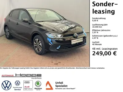 Neu VW Polo Life 95 PS (69 kW) 2026 Schwarz (deep black perleffekt) Kleinwagen