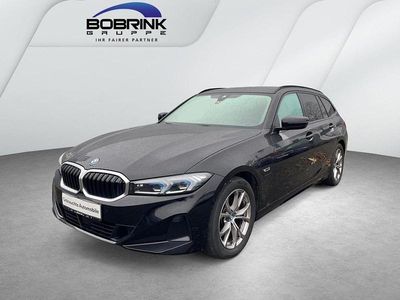Gebraucht BMW 330e Sport Line 292 PS (214 kW) 2022 Schwarz Kombi