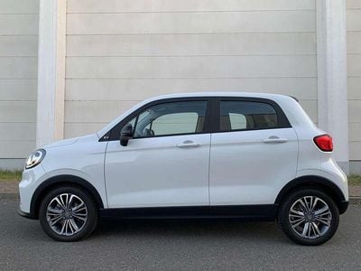 Usata Leapmotor T03 69 kW (95 CV) 2025 Bianco Utilitaria