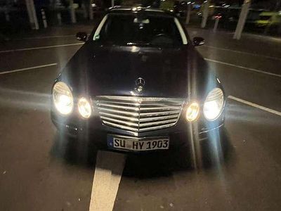 Mercedes E200