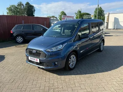 Używany Ford Grand Tourneo Connect 120 KM (88 kW) 2020 Niebieski Minivan