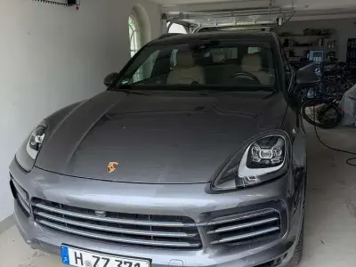 Second-hand Porsche Cayenne 340 CP (250 kW) 2020 Gri SUV