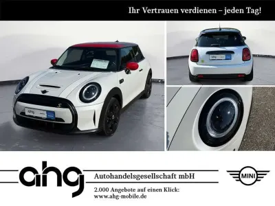 Gebraucht Mini Cooper SE Classic 135 kW (184 PS) 2023 Weiß Kleinwagen