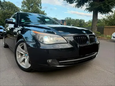 Gebraucht BMW 523 190 PS (139 kW) 2009 Schwarz Limousine