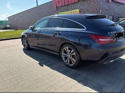 Mercedes CLA250