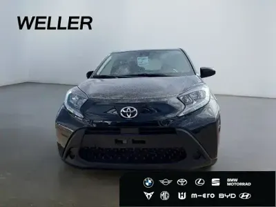 Neu Toyota Aygo X Business Edition 72 PS (52 kW) 2025 Schwarz SUV