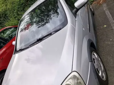 Usata Opel Corsa Elegance 75 CV (55 kW) 2002 Utilitaria