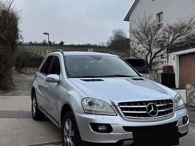 Silber Gebraucht 2006 Mercedes ML500 SUV | 8.400 €