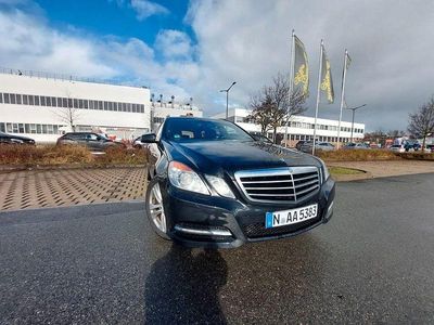 Gebraucht Mercedes E250 204 PS (150 kW) 2011 Schwarz Limousine