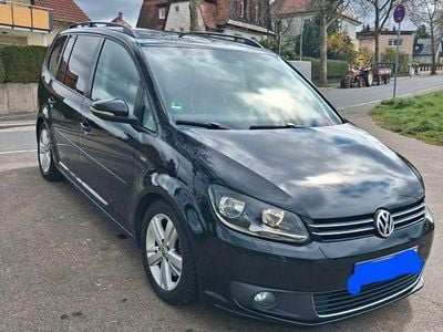 Gebraucht VW Touran Match 140 PS (102 kW) 2013 Schwarz Van / Kleinbus