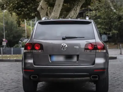 Gebraucht VW Touareg 239 PS (175 kW) 2008 Andere farben SUV