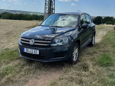 Gebraucht VW Tiguan 122 PS (89 kW) 2015 Grau SUV
