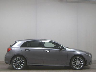 Gebraucht Mercedes A250 AMG line 218 PS (160 kW) 2022 Grau Limousine