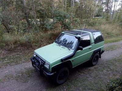 Grün Gebraucht 1996 Daihatsu Feroza SUV | 2.200 €