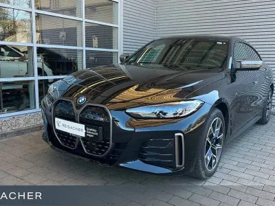 Gebraucht BMW i4 Efficient Dynamics 400 kW (544 PS) 2023 Saphirschwarz metallic Limousine
