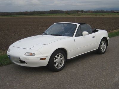 gebraucht Mazda MX5 NA Miata weiß Tacho in KM