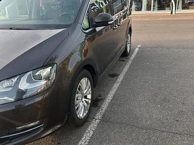 Usata VW Sharan 200 CV (147 kW) 2014 Marrone Monovolume