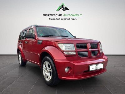 Gebraucht Dodge Nitro 177 PS (130 kW) 2010 Rot SUV