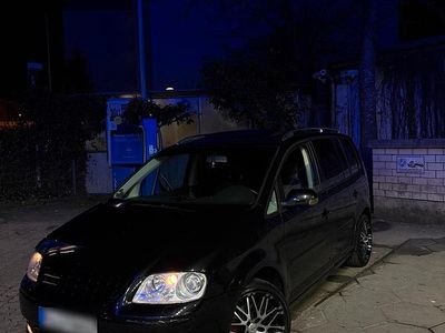 Gebraucht VW Touran 150 PS (110 kW) 2004 Schwarz Van / Kleinbus