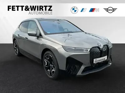Gebraucht BMW iX Sport Line 455 kW (619 PS) 2023 Oxidgrau metallic SUV