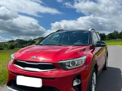 Gebraucht Kia Stonic Vision 120 PS (88 kW) 2019 Rot SUV