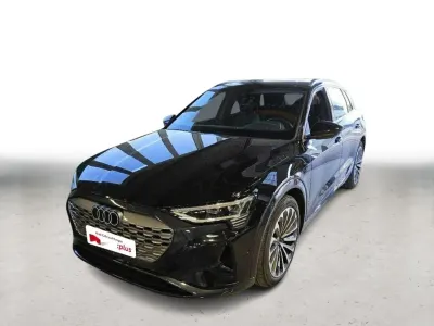 Gebraucht Audi Q8 e-tron Advanced Plus 250 kW (340 PS) 2023 Mythosschwarz metallic SUV