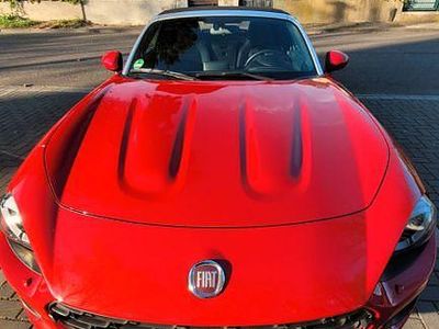 Fiat 124 Spider