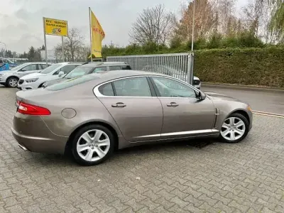 Occasion Jaguar XF 241 ch (177 kW) 2009 Doré Berline