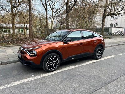 Używany Citroën e-C4 100 kW (136 KM) 2021 Pomarańczowy Sedan/Limuzyna