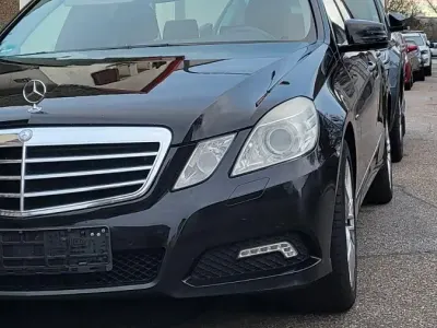 Usata Mercedes E250 Avantgarde 205 CV (150 kW) 2009 Nero Berlina