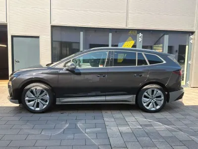 Gebraucht Skoda Enyaq iV Loft 210 kW (286 PS) 2025 Black magic perleffekt SUV