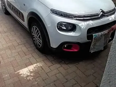 Gebraucht Citroën C3 82 PS (60 kW) 2018 Weiß Kleinwagen