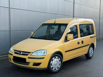 Gebraucht Opel Combo 75 PS (55 kW) 2006 Gelb Van / Kleinbus
