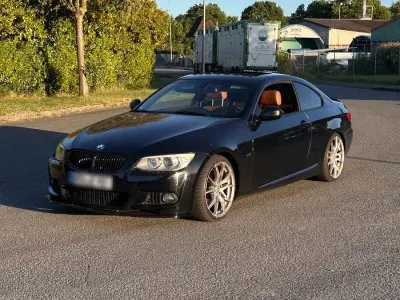 Gebraucht BMW 335 Sport Line 326 PS (239 kW) 2011 Schwarz Coupé