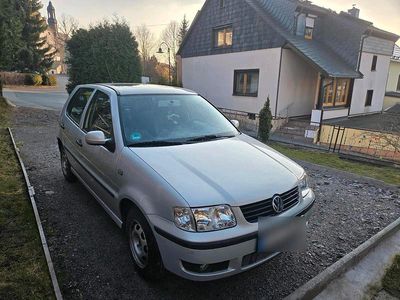 Gebraucht VW Polo 50 PS (36 kW) 2000 Silber Kleinwagen