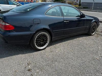 Mercedes CLK230