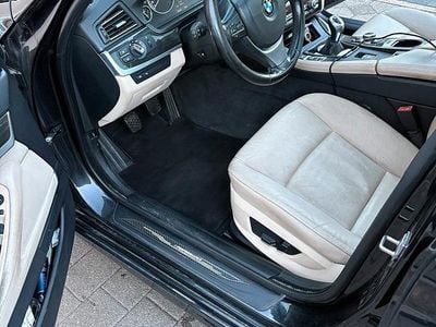 Begagnad BMW 523 204 HK (150 kW) 2010 Svart Sedan