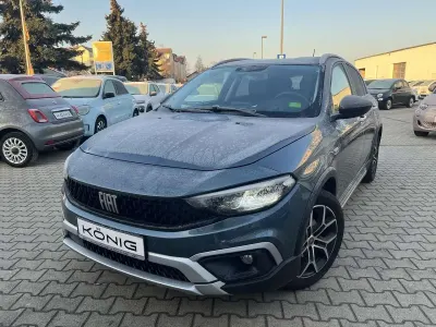 Gebraucht Fiat Tipo Cross 101 PS (74 kW) 2021 Blau Limousine