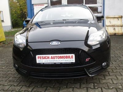 Second-hand Ford Focus ST 250 CP (183 kW) 2013 Negru Break