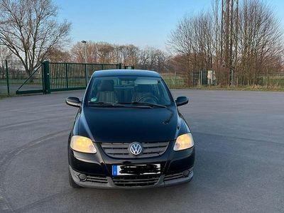 Gebraucht VW Fox 54 PS (39 kW) 2007 Schwarz Kleinwagen