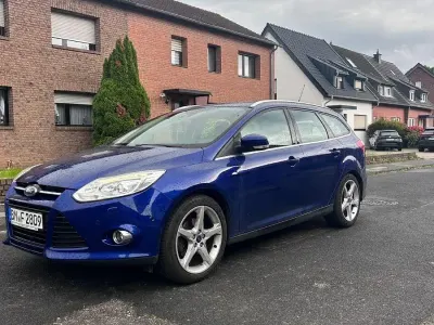 Używany Ford Focus Titanium 163 KM (119 kW) 2014 Niebieski Kombi