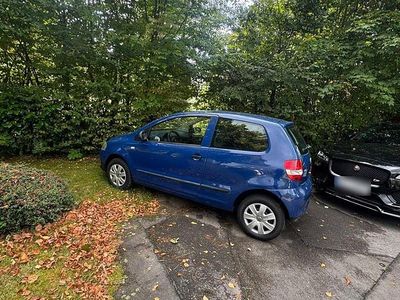 Gebraucht VW Fox 74 PS (54 kW) 2005 Blau Kleinwagen
