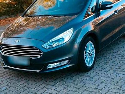 Begagnad Ford Galaxy 150 HK (110 kW) 2017 Grå Minibuss