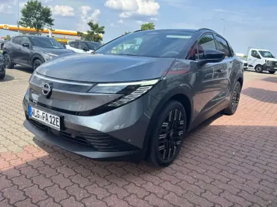Neu Nissan Leaf Evolve 160 kW (218 PS) 2026 Dark grey metallic/dach in bla SUV