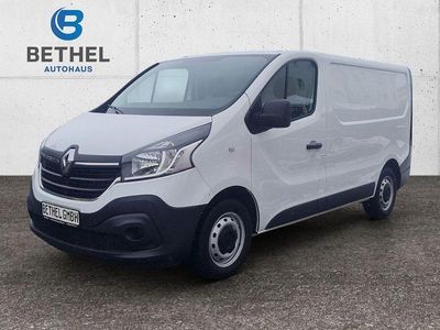 Weiß Gebraucht 2021 Renault Trafic Komfort Van / Kleinbus | 15.990 € (Superpreis)