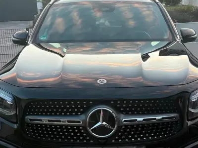 Gebraucht Mercedes GLB220 190 PS (139 kW) 2024 Schwarz SUV