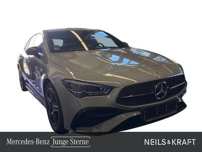 Gebraucht Mercedes CLA200 Shooting Brake AMG 163 PS (119 kW) 2025 Grau Kombi